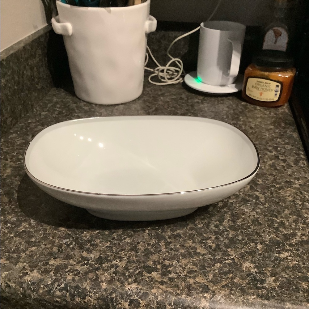 Noritake Graytone 10” Serving Bowl